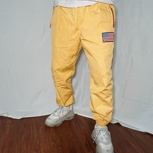 Men’s yellow joggers